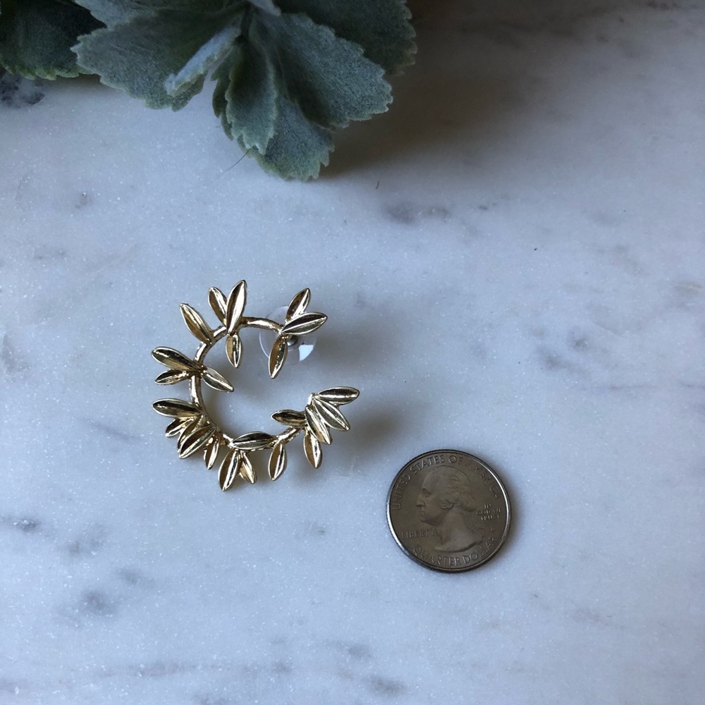 The Aria - Leafy Crescent Studs - Picture 3 of 6